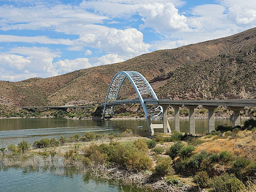 Roosevelt Lake Beach Logo