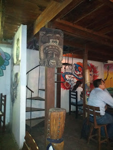 Tikis Restaurant & Bar 2