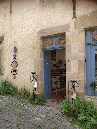 Photo n°3 de Ethnic Chic à Cordes-sur-Ciel (Magasin d'ameublement et de décoration)