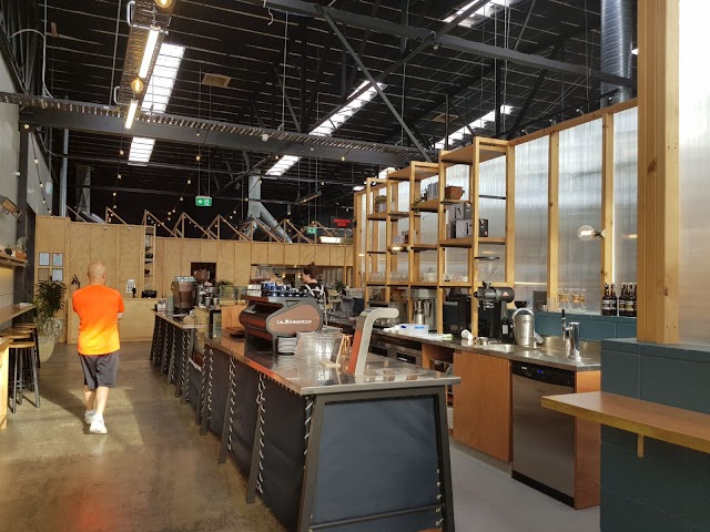ampersand eatery