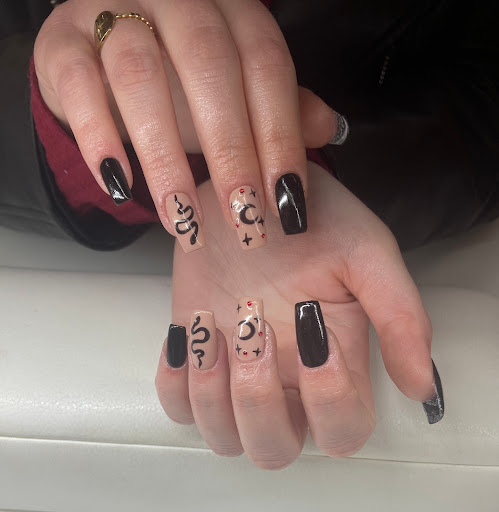 Moi Je - Bar à Ongles Pau Lescar