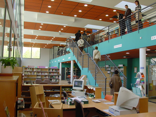 Altsasuko Liburutegi Publikoa / Biblioteca Pública de Alsasua Gallery - Spain
