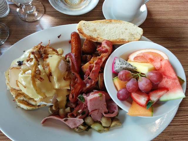Bistro Tôt ou Tard