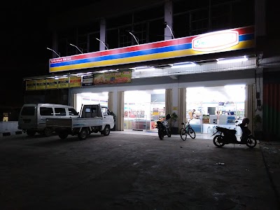 Photos of Indomaret Tjilik Riwut Km2,5