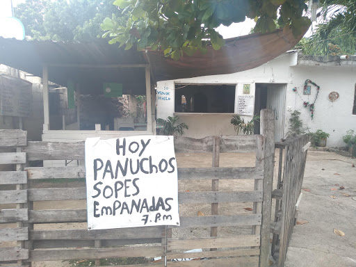 Antojitos regionales "DOÑA BETTY" - Thumbnail