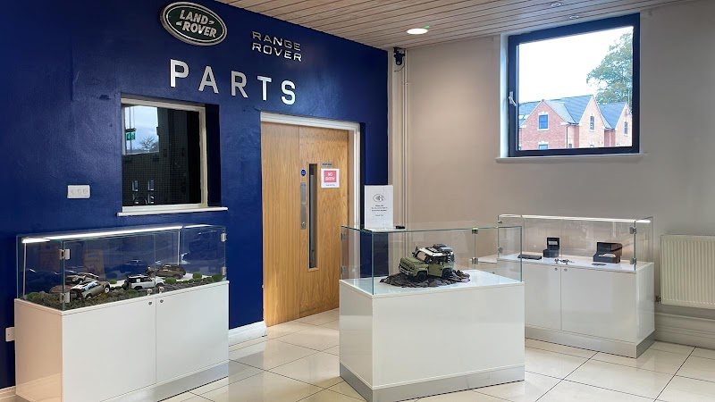 Marshall Land Rover Melton Mowbray (Authorised Repairer) photo 2