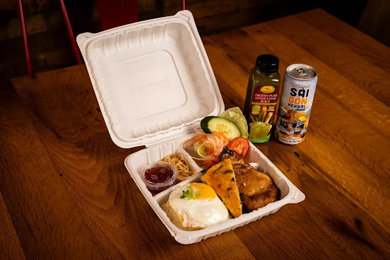 Bee's Vietnamese Street Food by null