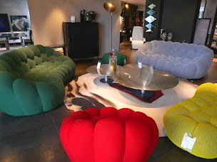 Photo n°31 de Roche Bobois La Roche-sur-Yon à La Roche-sur-Yon (Magasin de canapés)