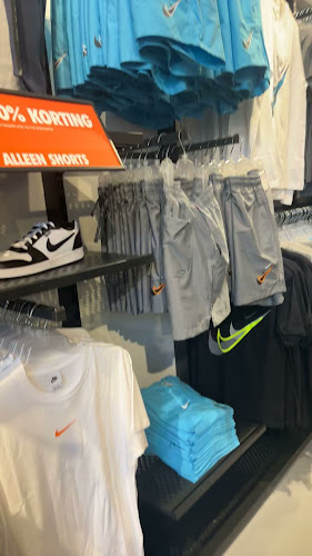 Reacties en beoordelingen van Nike Factory Store