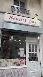Photo n°10 de Beauty Bar à Paris (Salon de manucure)