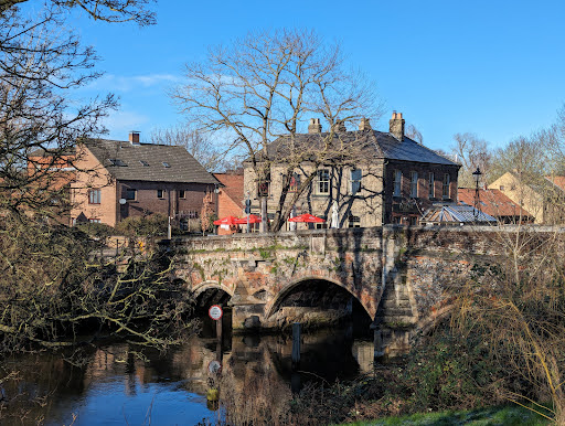 The Red Lion Bishopgate - Thumbnail