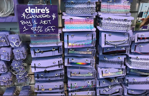 Claire's - Visual