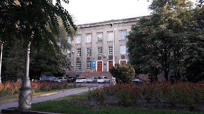 Photos of Biblioteka Respublikanskaya Dlya Detey I Yunoshestva Imeni Bayalinova