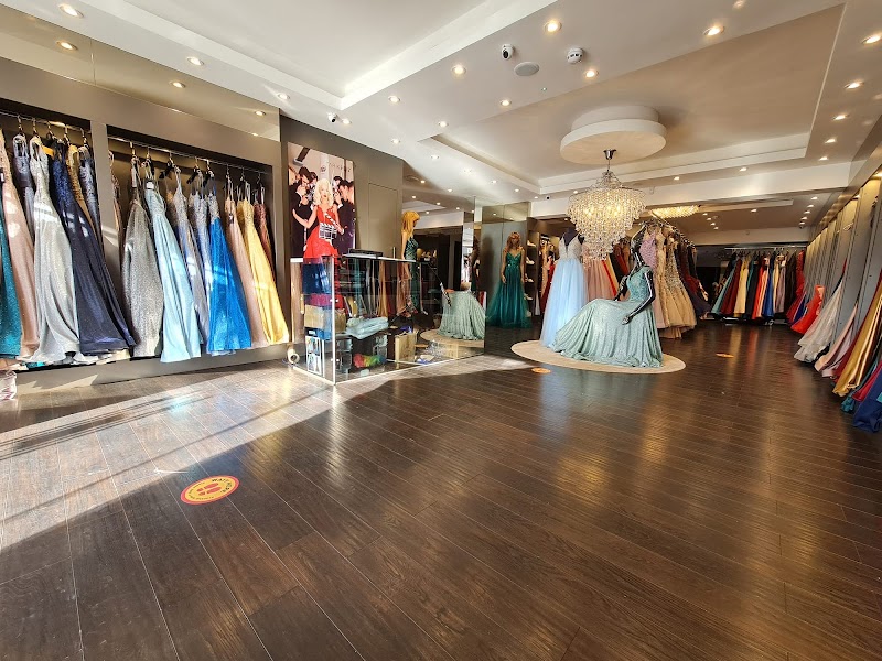 VC Prom - Evening and Pageant photo 3