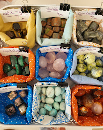 Photo n°9 de Le Monde Dans Un Grain De Sable - spiritualité et ésotérisme à Carquefou (Artisanat)