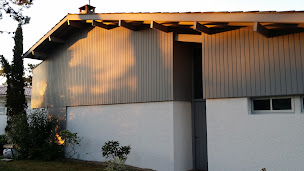 Photo n°22 de TDA 33 - Artisan Peintre Intérieur & Extérieur - Ravalement Façade - Nettoyage Toiture - Bassin d'Arcachon à Lanton (Façadier)