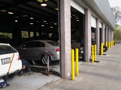 Photos of Gerald's Tires & Brakes