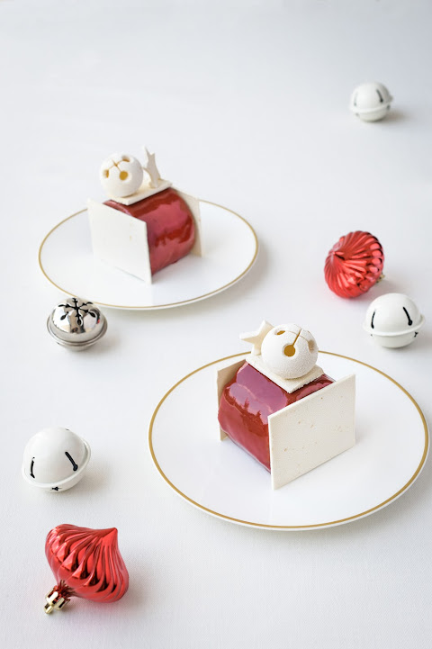 Lourse Warszawa by null