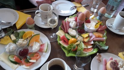 Photos of Caf&eacute; Westend
