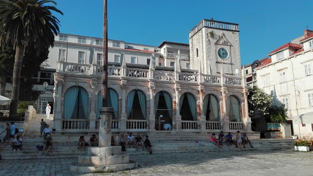 Dalmatino Hvar