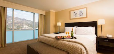 Photos of Embassy Suites by Hilton Los Angeles Glendale