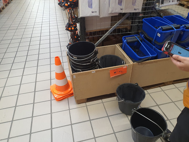 Opinii despre Brico Cash Bergerac în Bergerac - Quincaillerie