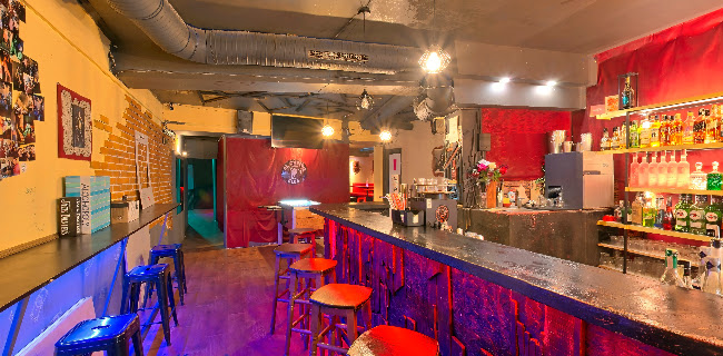 AL CAPONE CLUB телефон