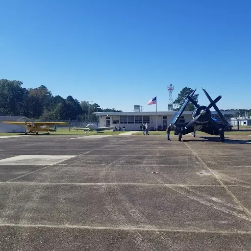 Columbus-Lowndes County Airport - Thumbnail