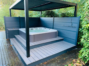 Photo n°12 de Magasin de spas Metz - Ambiance & Spa à Augny (Spa en extérieur)