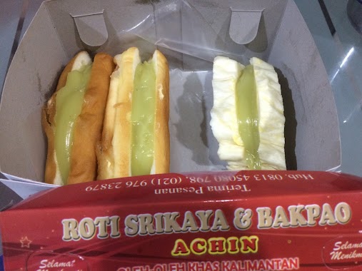 Roti Srikaya Asli Achin, Author: Thomas Lim