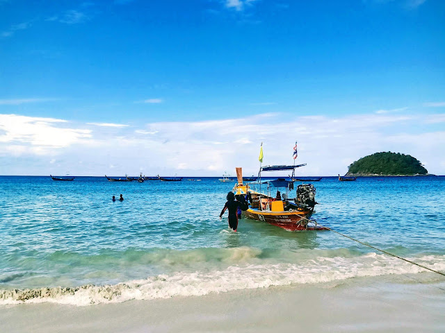 Rumblefish Adventure Kata Beach PADI 5 STAR IDC Dive Center by null