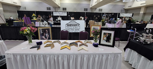 Johnson's Frames & More - Visual