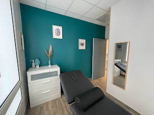 Photo n°4 de Cabinet Kassiopée : Pôle Femme - Mère - Enfant à Pont-de-l'Arche (Kinésithérapeute)