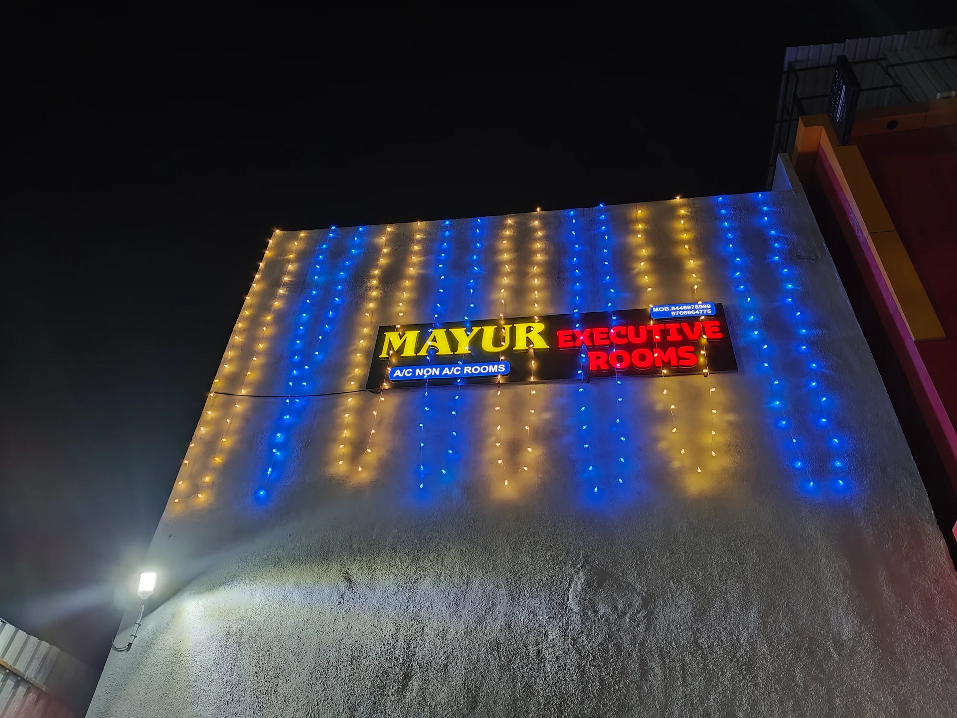 Mayur Executive Rooms