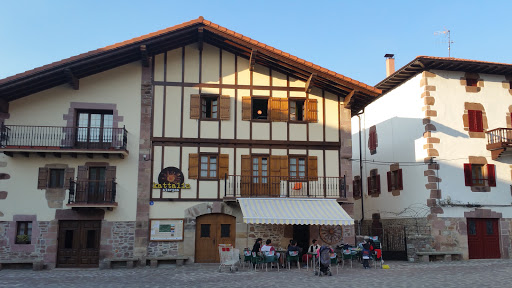 Ardiarana cheese shop - Thumbnail