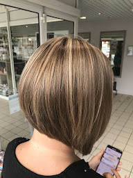 Photo n°13 de Version Originale à Faverges-Seythenex (Salon de coiffure)