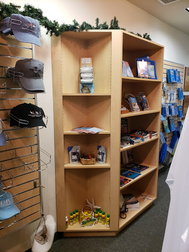 Jack's Diving Locker - Visual