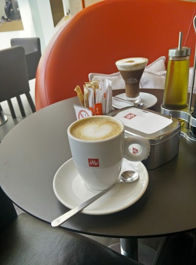 Photos of Espressamente illy - Hamra