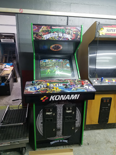 Floyd's Arcade and Pinball - Thumbnail