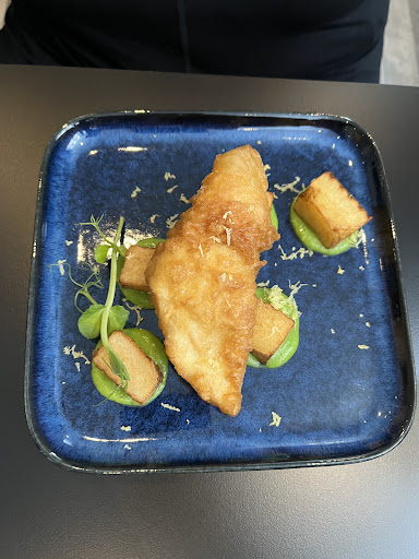 Eight Restaurant - Visual