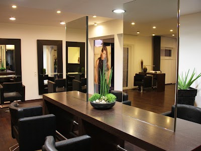 Photos of Tondera Hairteam