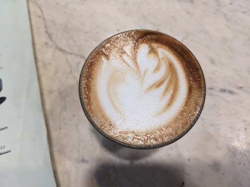Eggshell Bistro - Visual