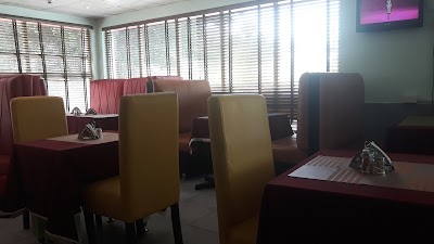 Photos of The Green Mealer Restaurant