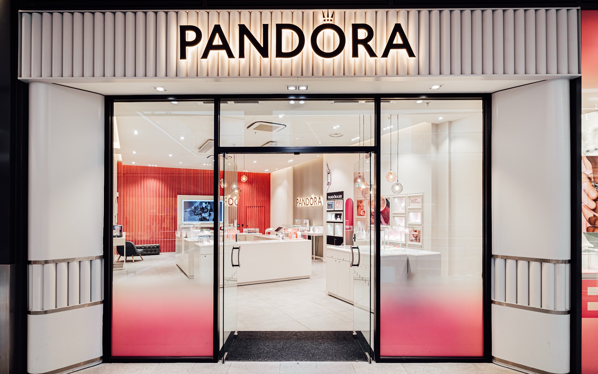 Pandora - Jewellery - photo 1