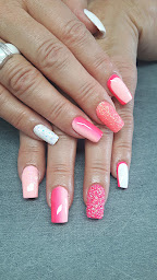 Photo n°1 de Créa'tif nails à Uzès (Salon de manucure)