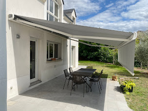 Photo n°3 de Loiret Fermetures : Portail Orléans, Portail Aluminium, Installateur Portail, Volet Roulant Orléans à Marcilly-en-Villette (Menuisier)