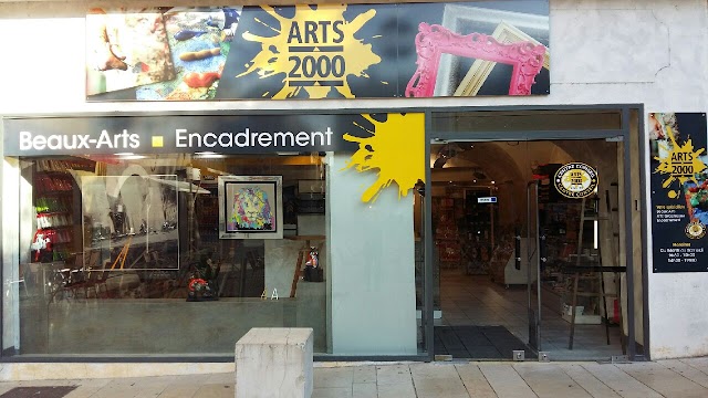 Arts 2000