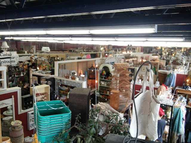 Monticello Antique Marketplace