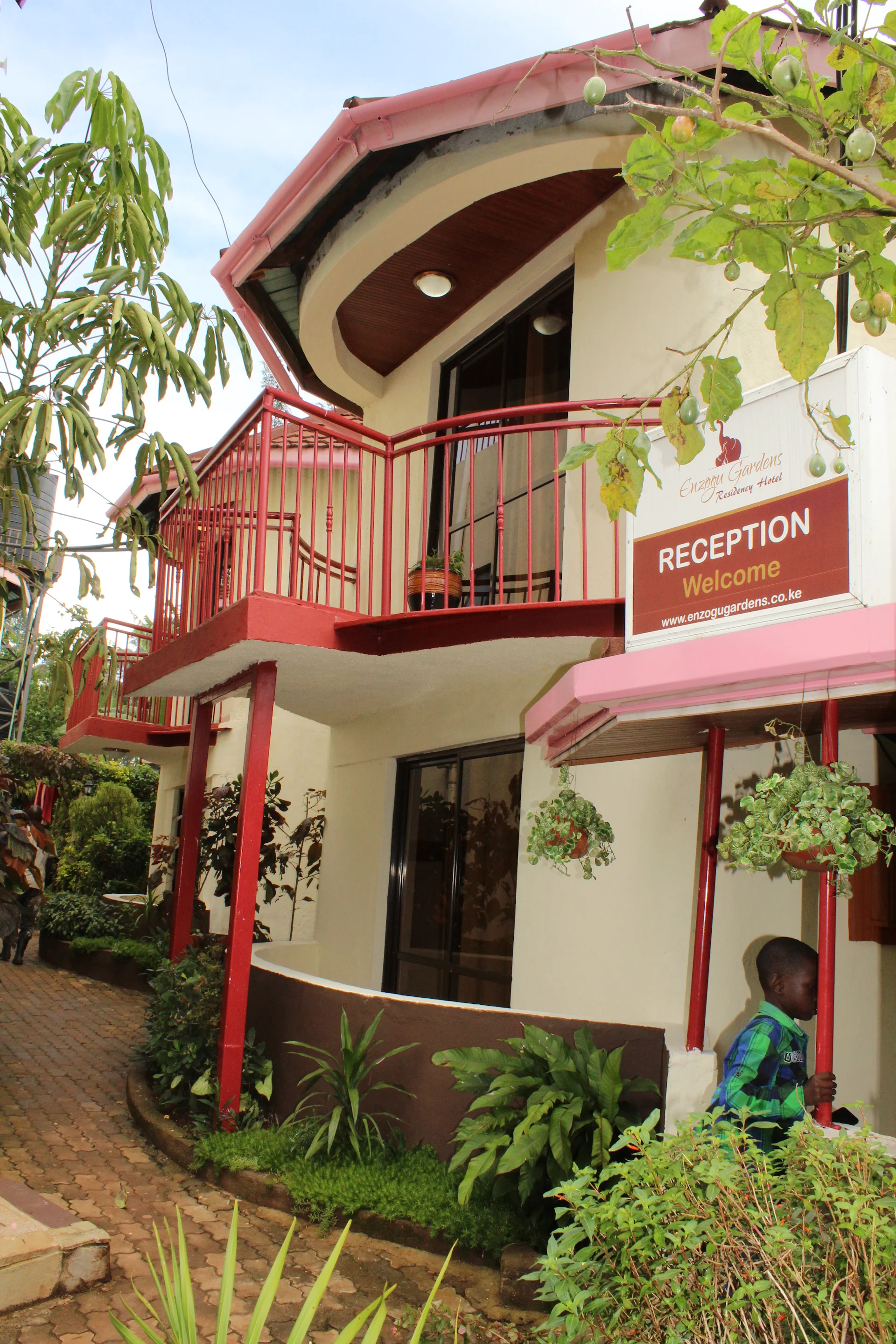 ENZOGU GARDENS RESIDENCY HOTEL
