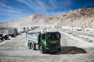 Photo n°12 de IVECO PROVENCE à Puget-sur-Argens (Atelier de réparation pour poids lourds)